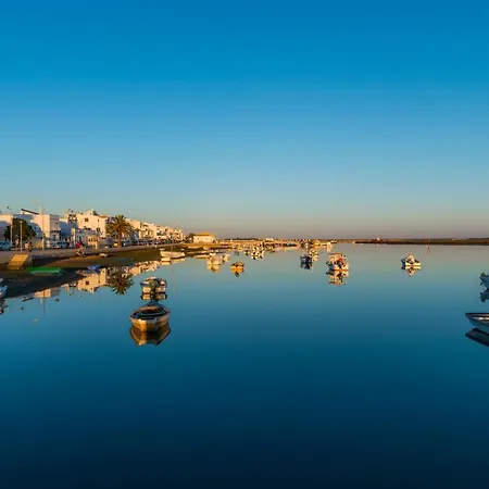 아파트 Comfortable And Friendly 2bedroomapt With Pool, Terrace, Bbq, Ac In Santa Luzia *